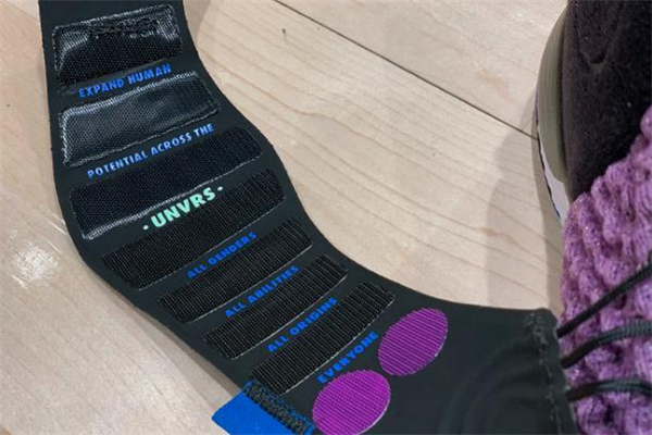 nike air zoom unvrs開(kāi)箱測(cè)評(píng)-air zoom unvrs配置怎么樣
