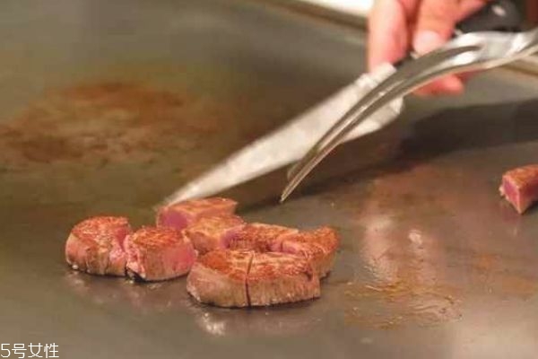 神戶(hù)牛肉在日本哪里吃 神戶(hù)牛肉價(jià)格