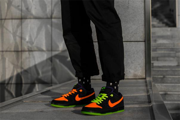 nike dunk sb萬(wàn)圣節(jié)開(kāi)箱測(cè)評(píng)-sb dunk low萬(wàn)圣節(jié)在哪買(mǎi)