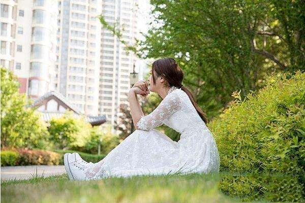 佛系女生怎么撩 和佛系女生戀愛(ài)是什么感覺(jué)
