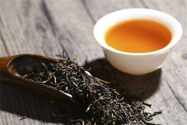 黑茶用多少度的水泡好 黑茶泡多長時(shí)間喝最好