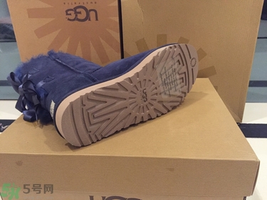 ugg是什么牌子？ugg雪地靴真假辨別圖對(duì)比