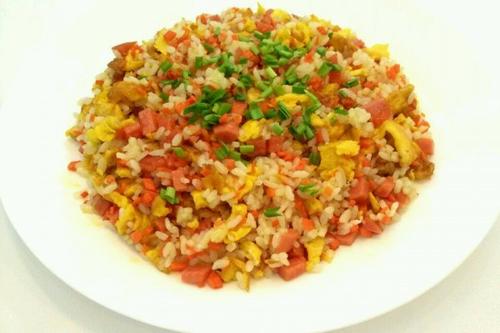 蛋炒飯是先放蛋還是先炒飯 蛋炒飯要放幾個雞蛋