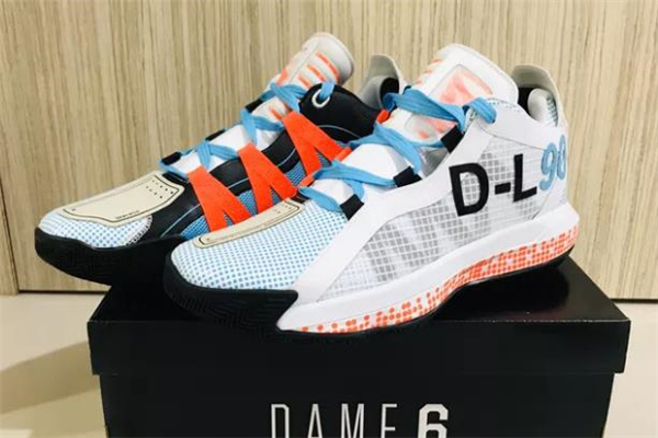 阿迪達(dá)斯利拉德6和哈登4哪個(gè)好 利拉德6和哈登4對(duì)比測評(píng)