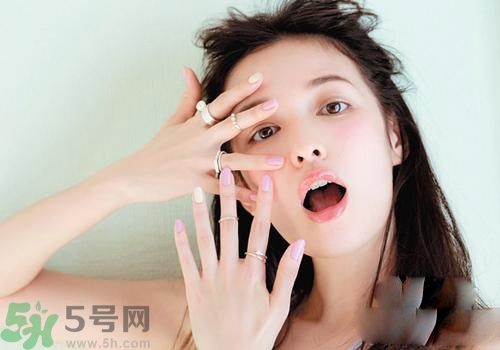 眼妝暈妝怎么辦？解救眼妝暈妝的方法