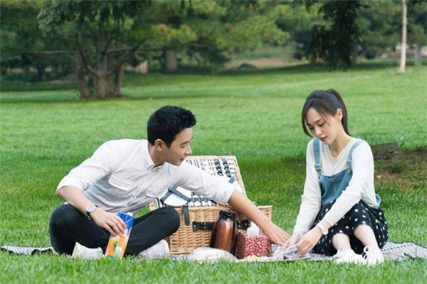 約會時(shí)太緊張?jiān)趺崔k 跟喜歡的女孩約會緊張?jiān)趺崔k
