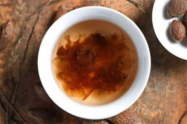 胖大?？梢蕴焯旌葐?胖大海隔夜還能喝嗎