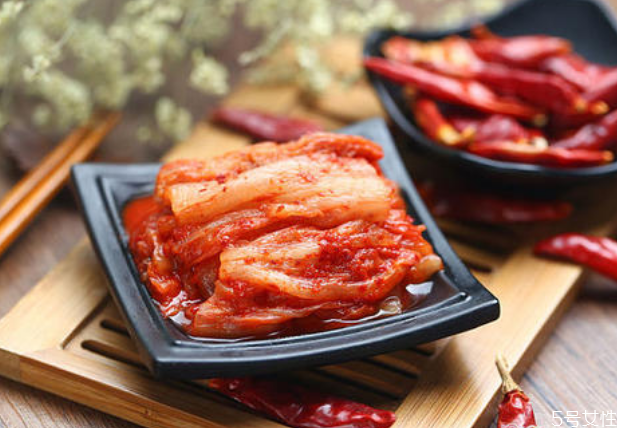 泡菜水可以重復用多久 如何往泡菜里二次續(xù)菜