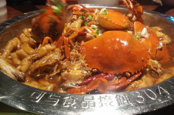 胖哥倆肉蟹煲死蟹當(dāng)活蟹賣(mài) 死螃蟹煮熟了可以吃嗎