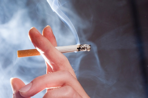 吸煙會(huì)降低顏值嗎 吸煙對女性的危害有哪些