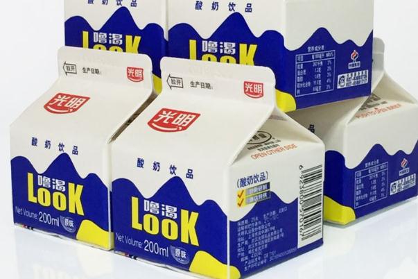 光明酸奶?？视袪I養(yǎng)嗎 喝光明酸牛奶的最佳時(shí)間