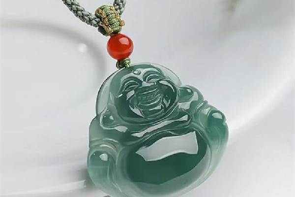 玉佛吊墜大概價(jià)格在多少 玉佛吊墜多少錢(qián)能買(mǎi)到真的