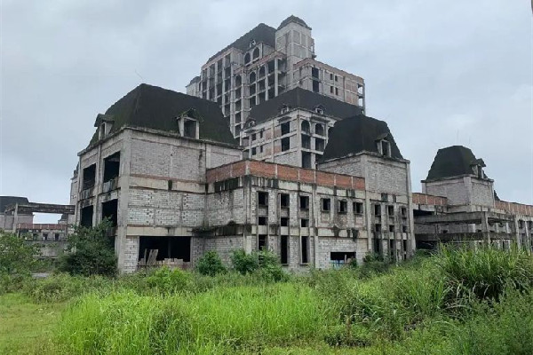 爛尾8年交房業(yè)主被通知交續(xù)建費(fèi) 爛尾房為什么是業(yè)主買(mǎi)單