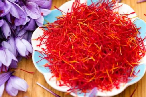 藏紅花多少錢(qián)一斤才算正宗 藏紅花怎么什么牌子最好